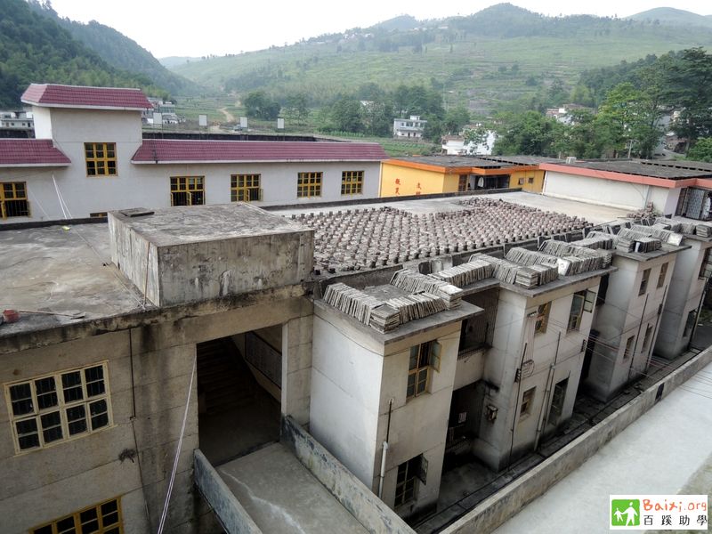 广东省乐昌市沙坪镇中心小学图书角项目调查报告已实施