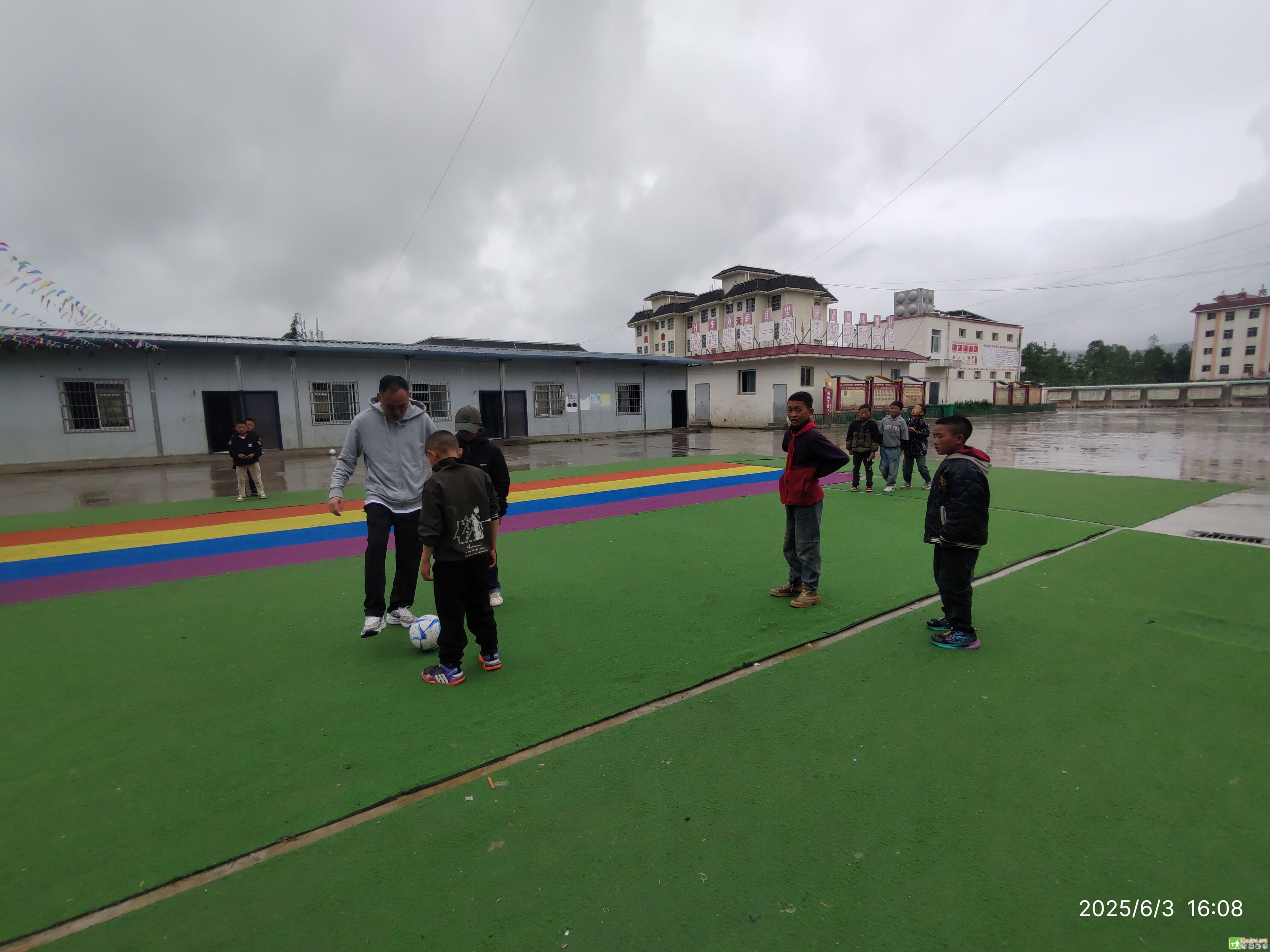 6dac0203-0e54-40d2-9299-1c36e9abd579.jpg