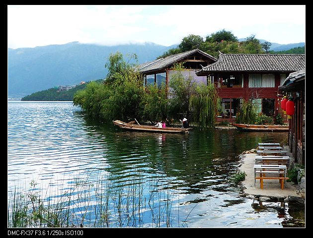 湖边餐厅.jpg