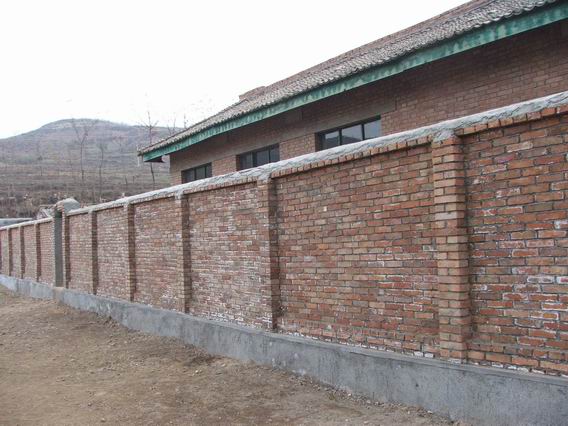 bxsw0802603甘肃清水秦亭镇党河希望小学厕所和围墙重建项目学校反馈